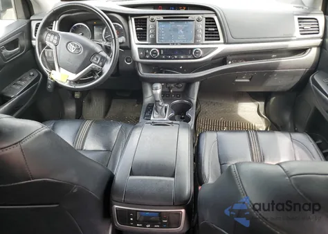 2018 Toyota Highlander Se from USA, damaged, VIN 5TDJZRFH4JS840146